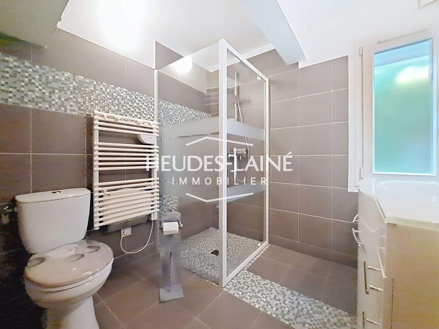 Photo 8 — HEUDES LAINE