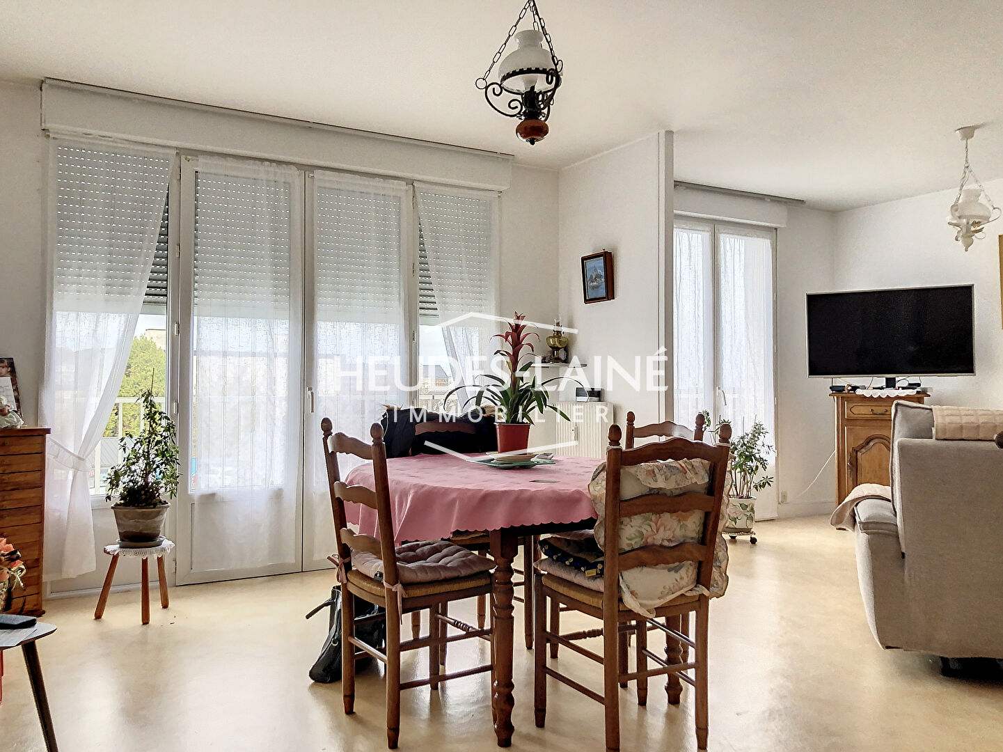 Photo 3 — HEUDES LAINE