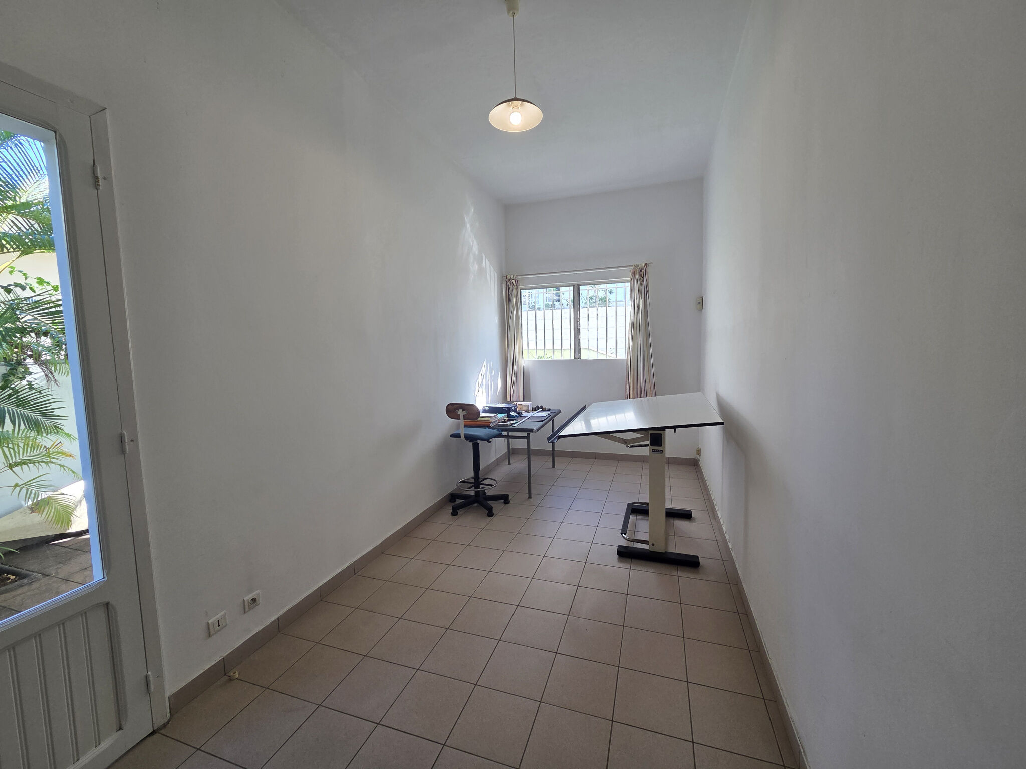 Photo 6 — LA NOUVELLE AGENCE