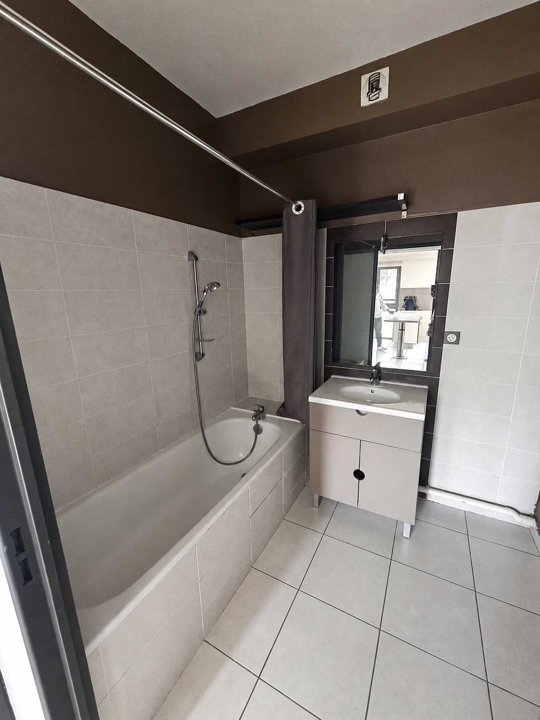 Photo 7 — LA NOUVELLE AGENCE