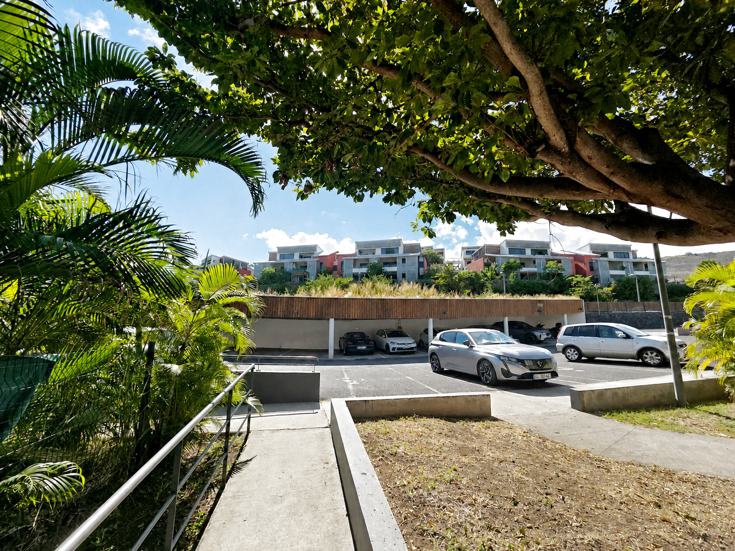 Photo 9 — LA NOUVELLE AGENCE