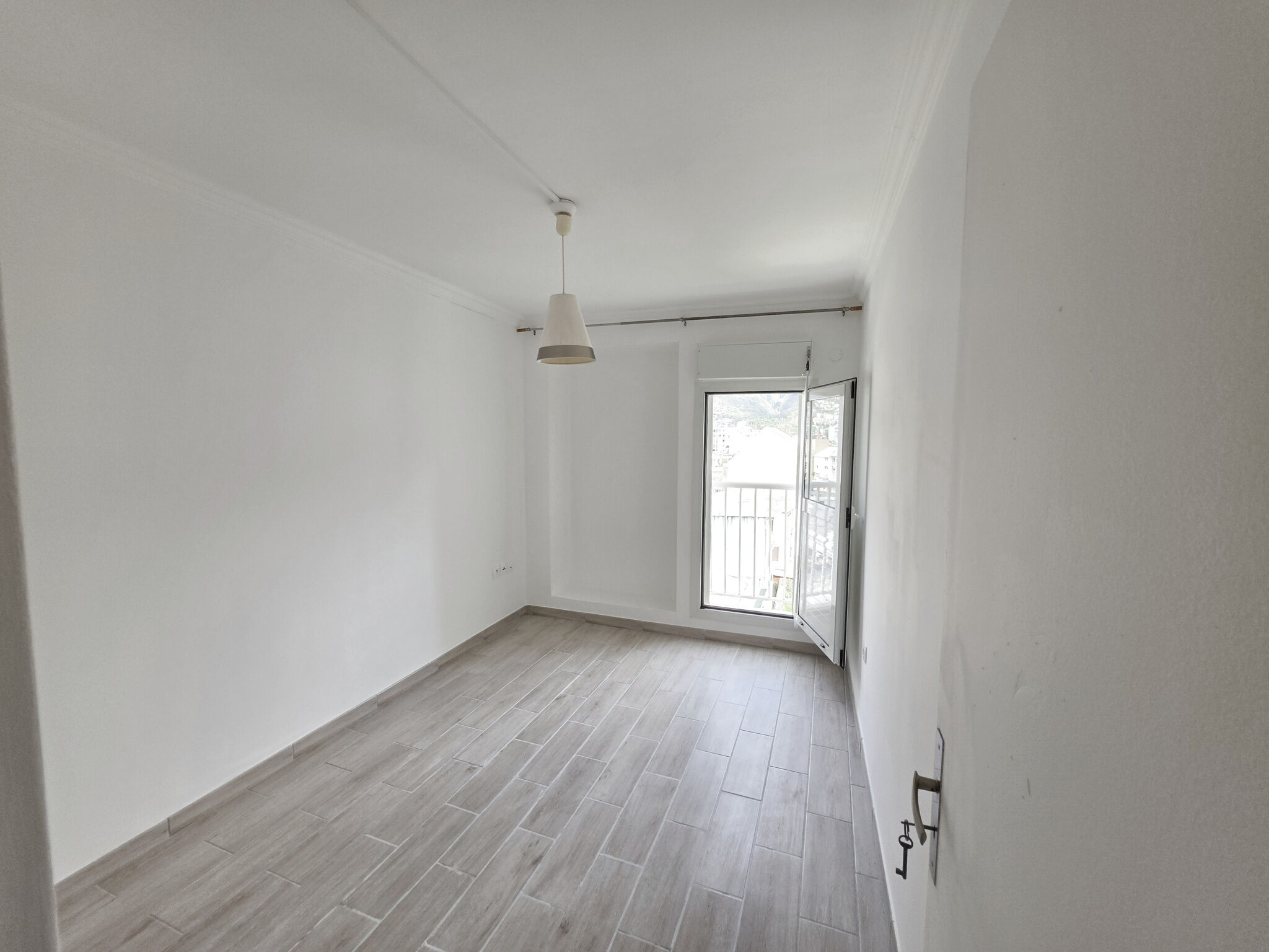 Photo 9 — LA NOUVELLE AGENCE