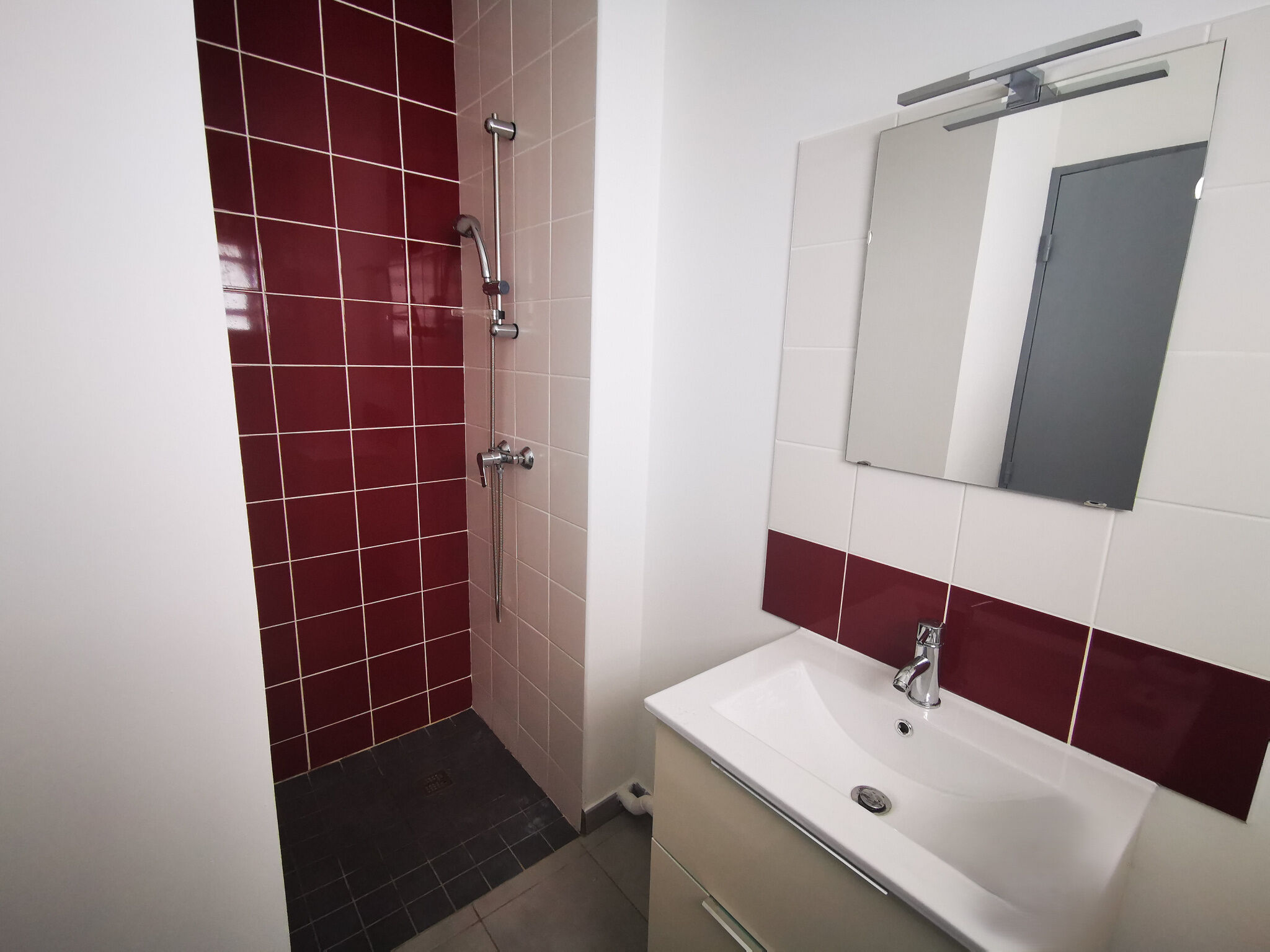 Photo 5 — LA NOUVELLE AGENCE