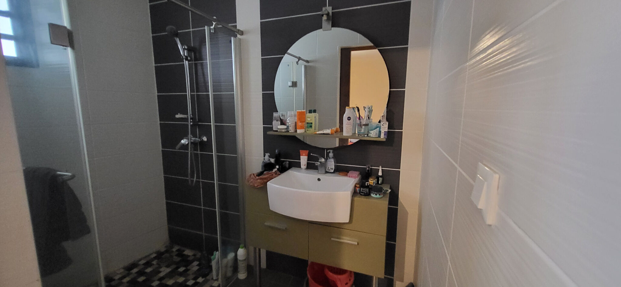 Photo 5 — LA NOUVELLE AGENCE