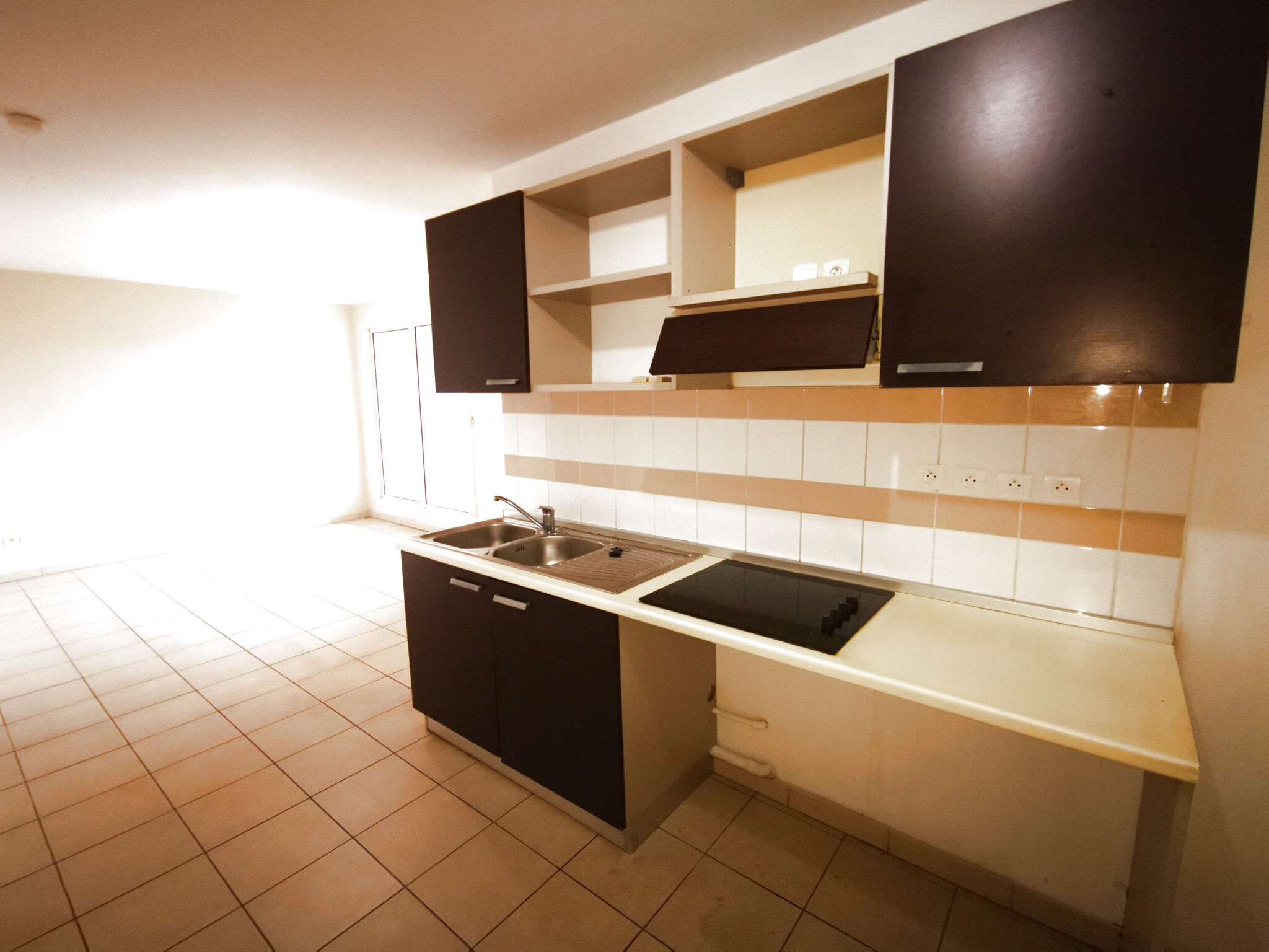 Photo 3 — LA NOUVELLE AGENCE