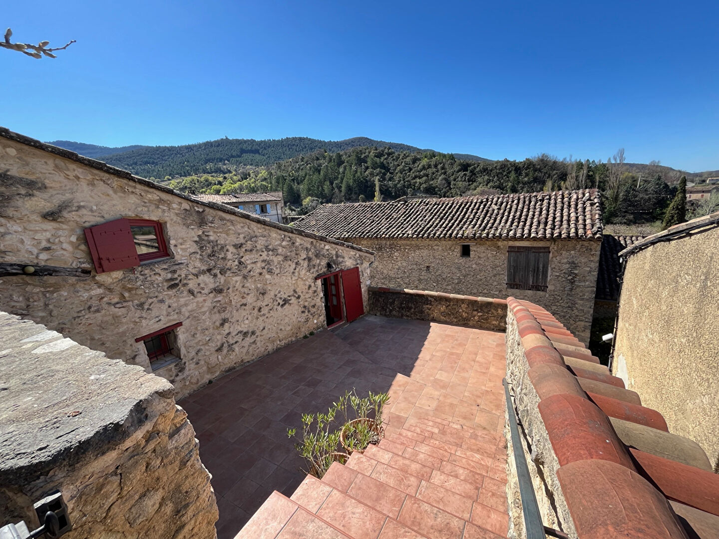 Photo 2 — VENTOUX IMMOBILIER