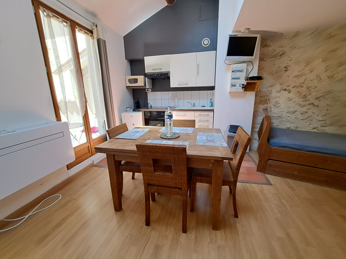 Photo 3 — VENTOUX IMMOBILIER