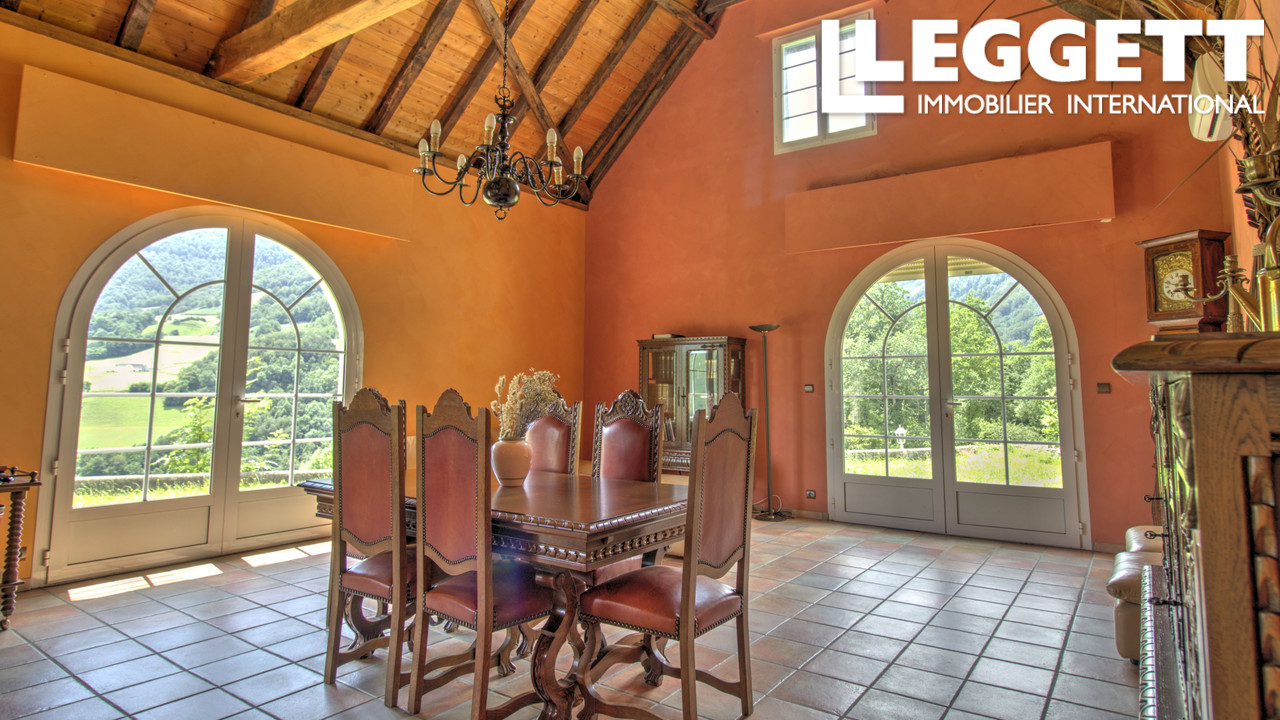 Photo 5 — LEGGETT IMMOBILIER