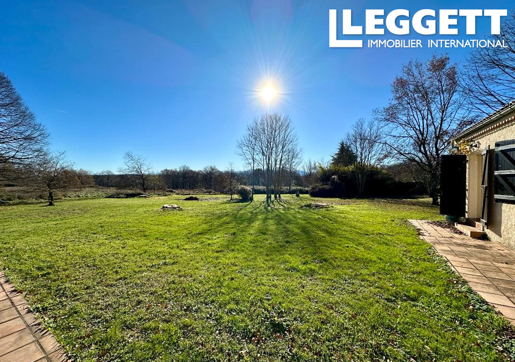 Photo 8 — LEGGETT IMMOBILIER
