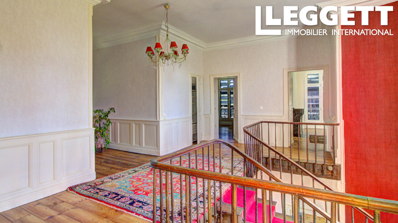 Photo 4 — LEGGETT IMMOBILIER