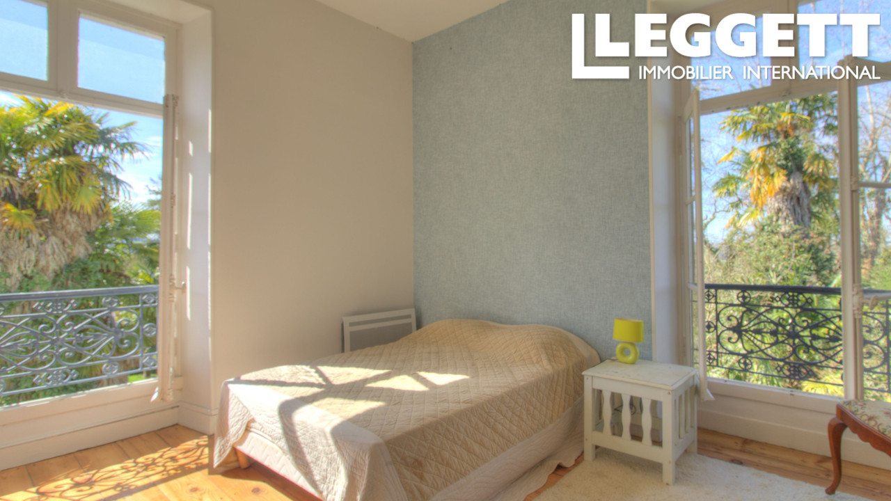 Photo 5 — LEGGETT IMMOBILIER