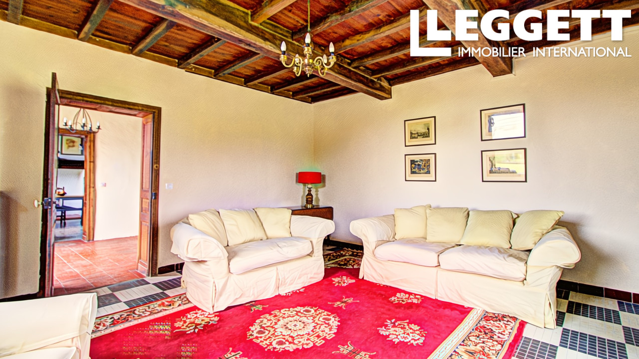 Photo 3 — LEGGETT IMMOBILIER
