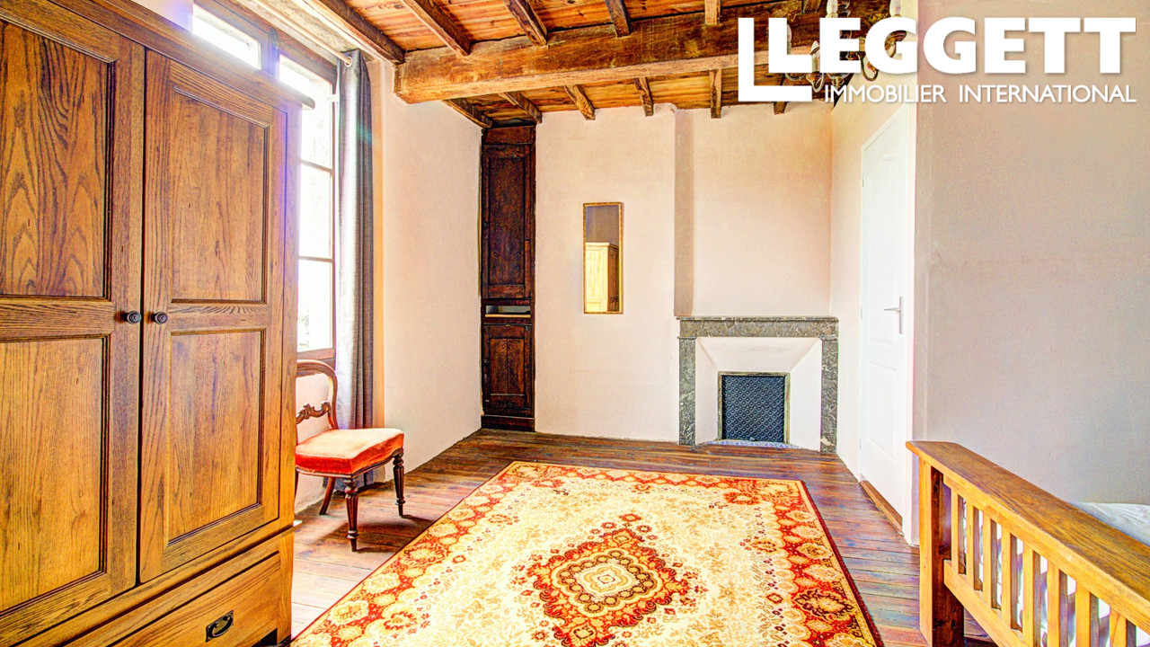Photo 7 — LEGGETT IMMOBILIER