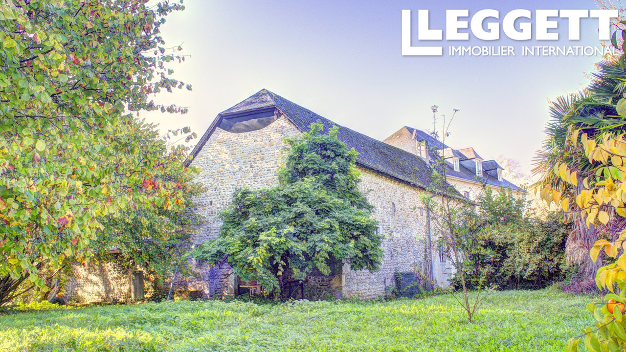 Photo 2 — LEGGETT IMMOBILIER