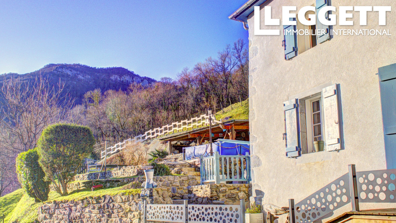 Photo 2 — LEGGETT IMMOBILIER