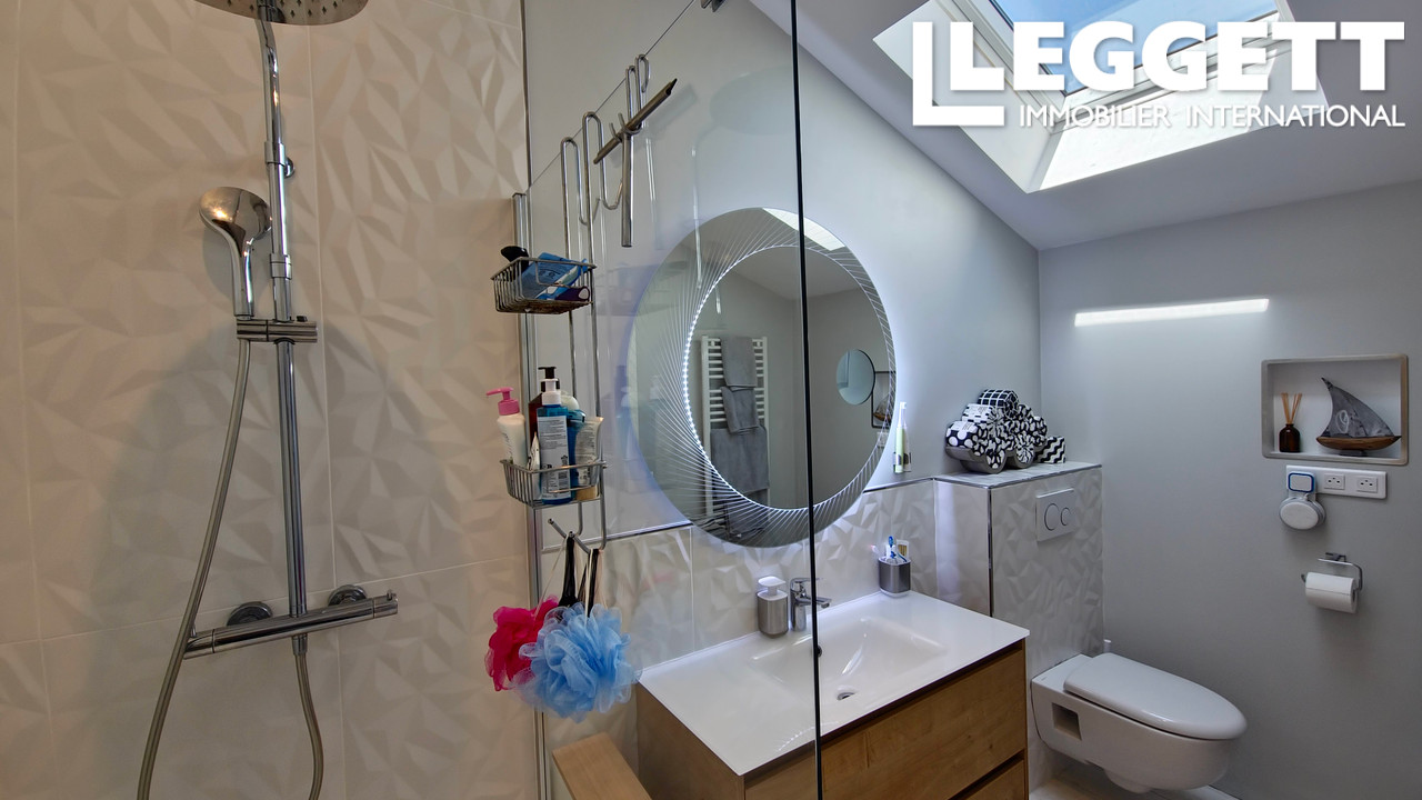 Photo 6 — LEGGETT IMMOBILIER