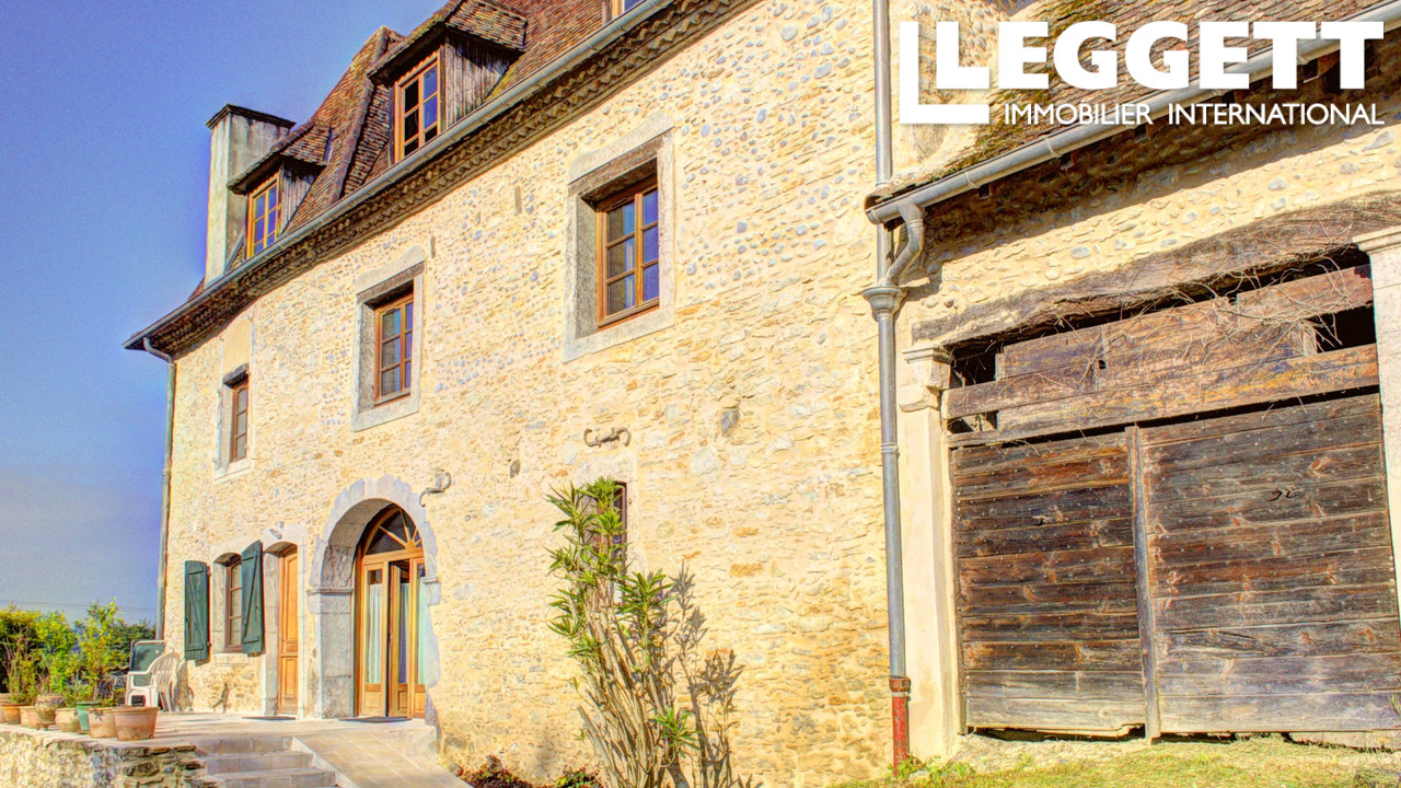 Photo 2 — LEGGETT IMMOBILIER