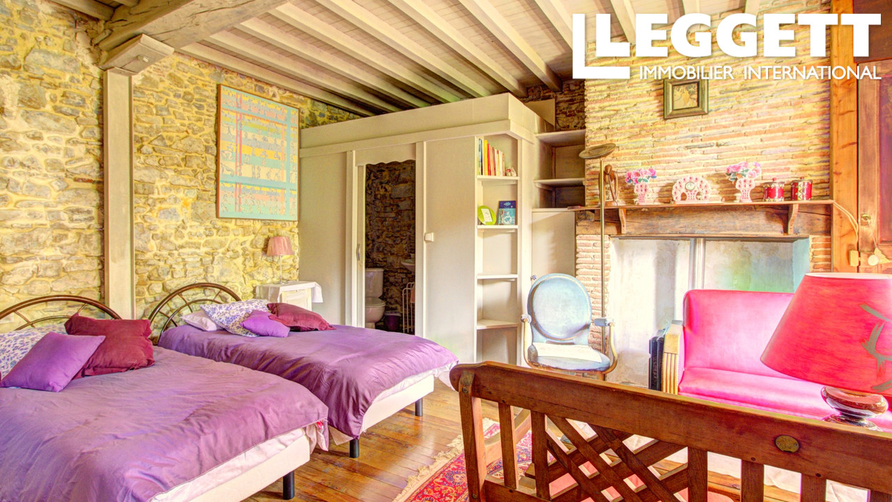 Photo 7 — LEGGETT IMMOBILIER