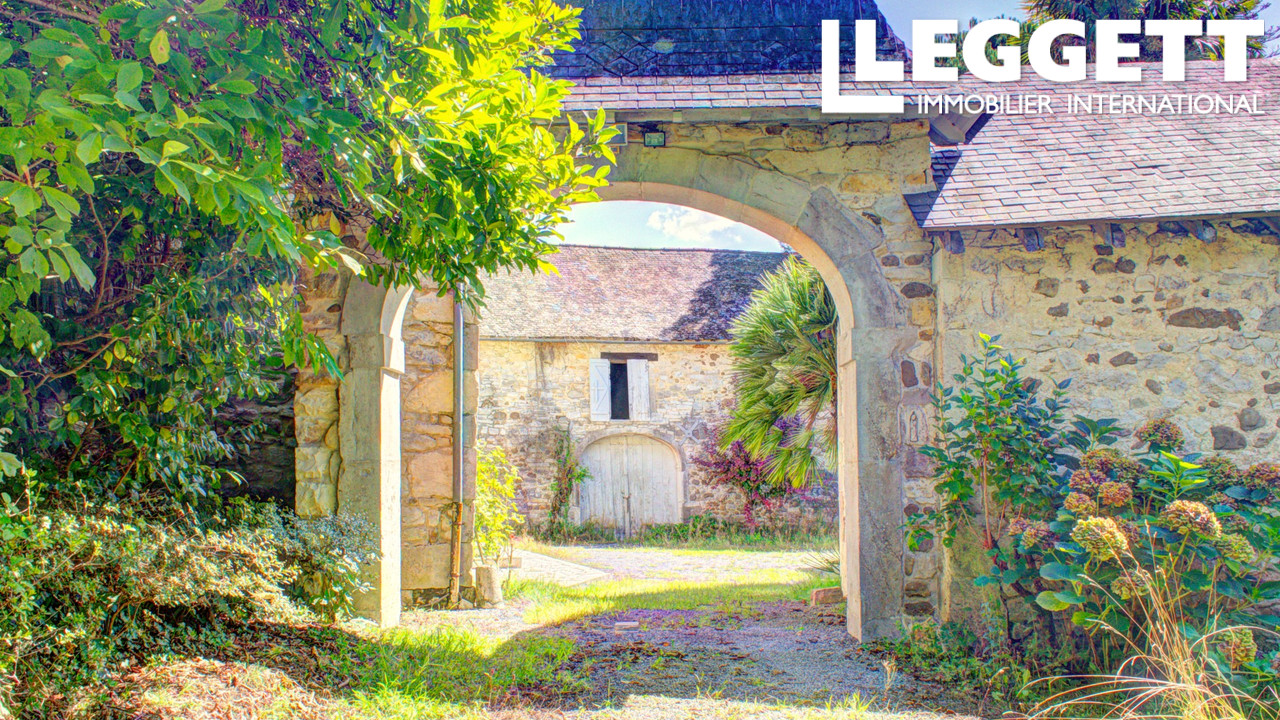 Photo 2 — LEGGETT IMMOBILIER