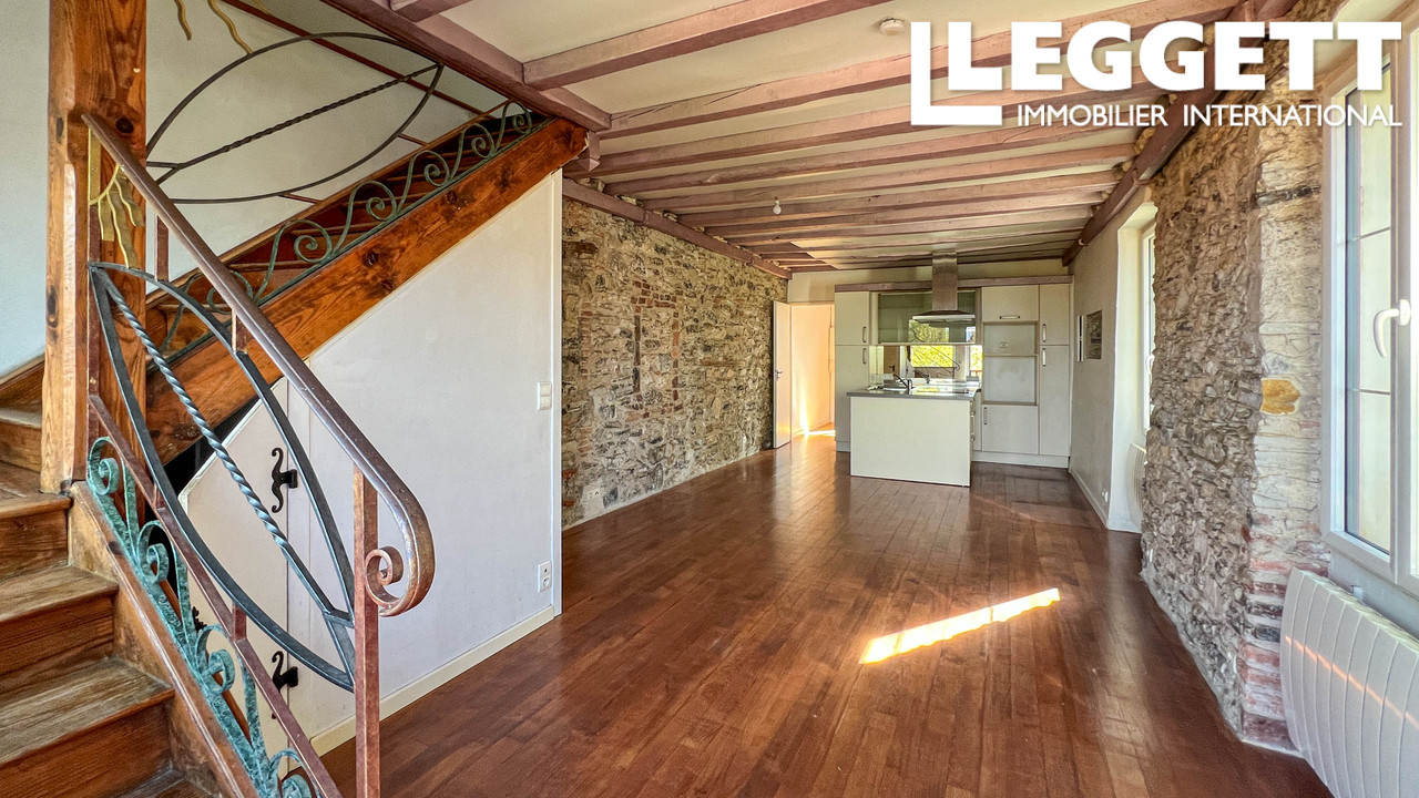 Photo 2 — LEGGETT IMMOBILIER