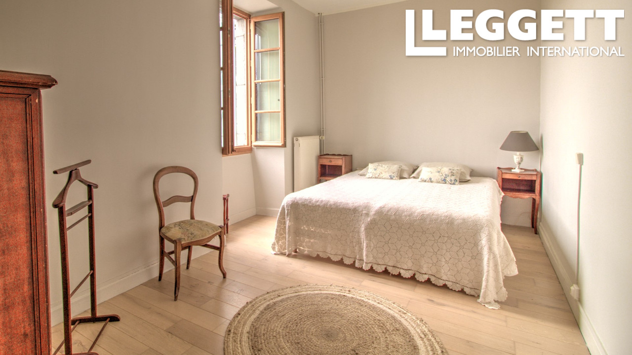 Photo 8 — LEGGETT IMMOBILIER