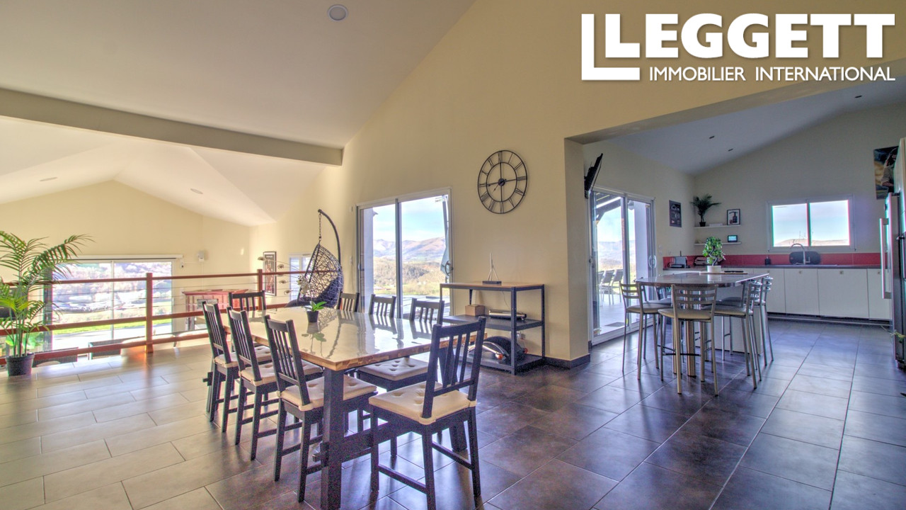Photo 4 — LEGGETT IMMOBILIER