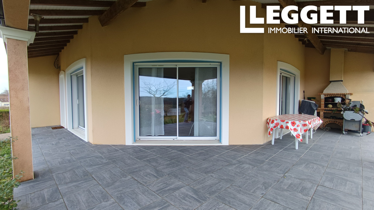 Photo 3 — LEGGETT IMMOBILIER