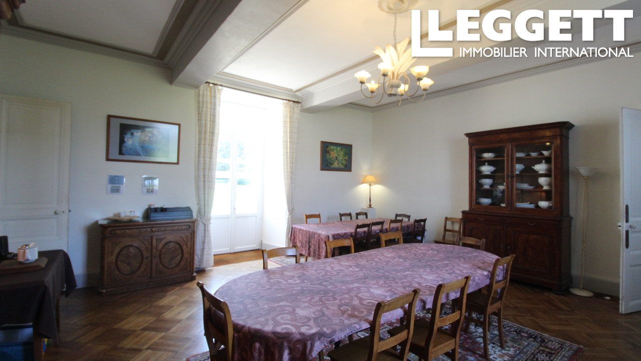 Photo 5 — LEGGETT IMMOBILIER