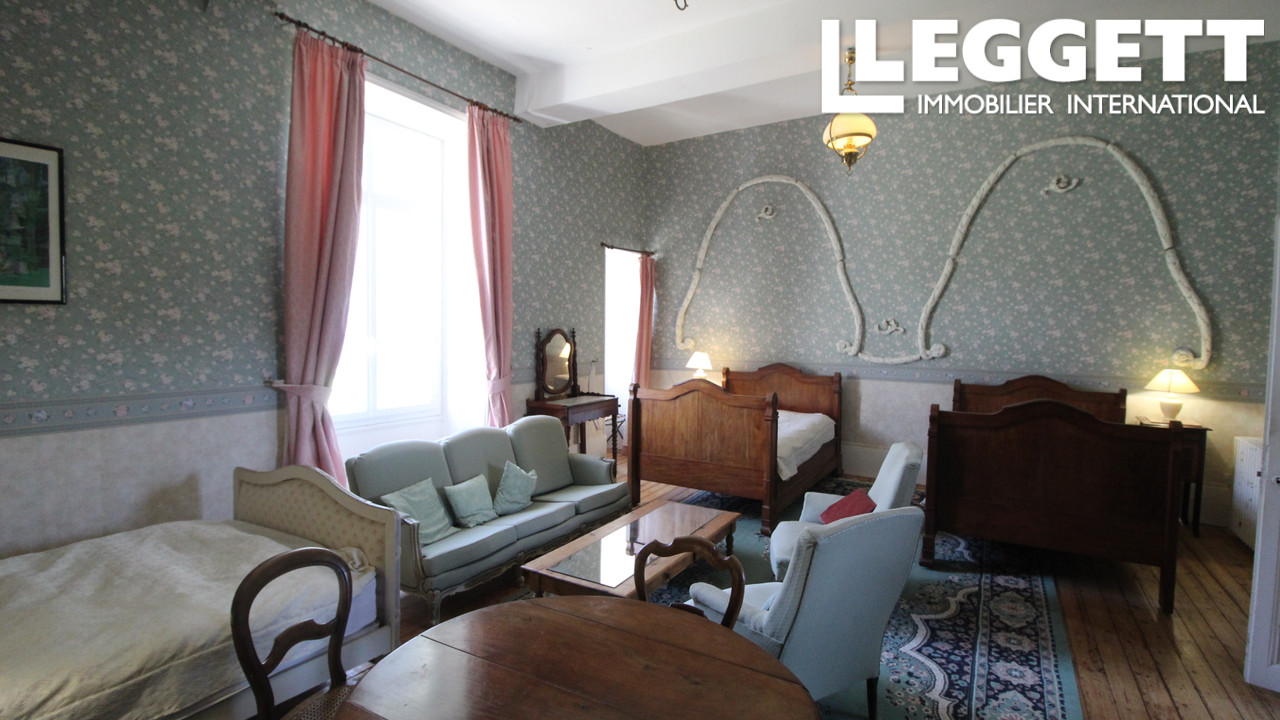 Photo 8 — LEGGETT IMMOBILIER