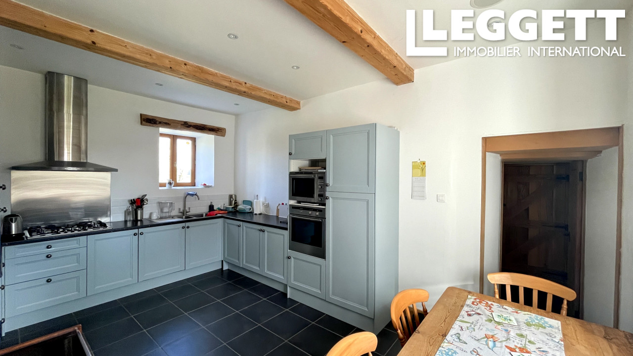 Photo 5 — LEGGETT IMMOBILIER