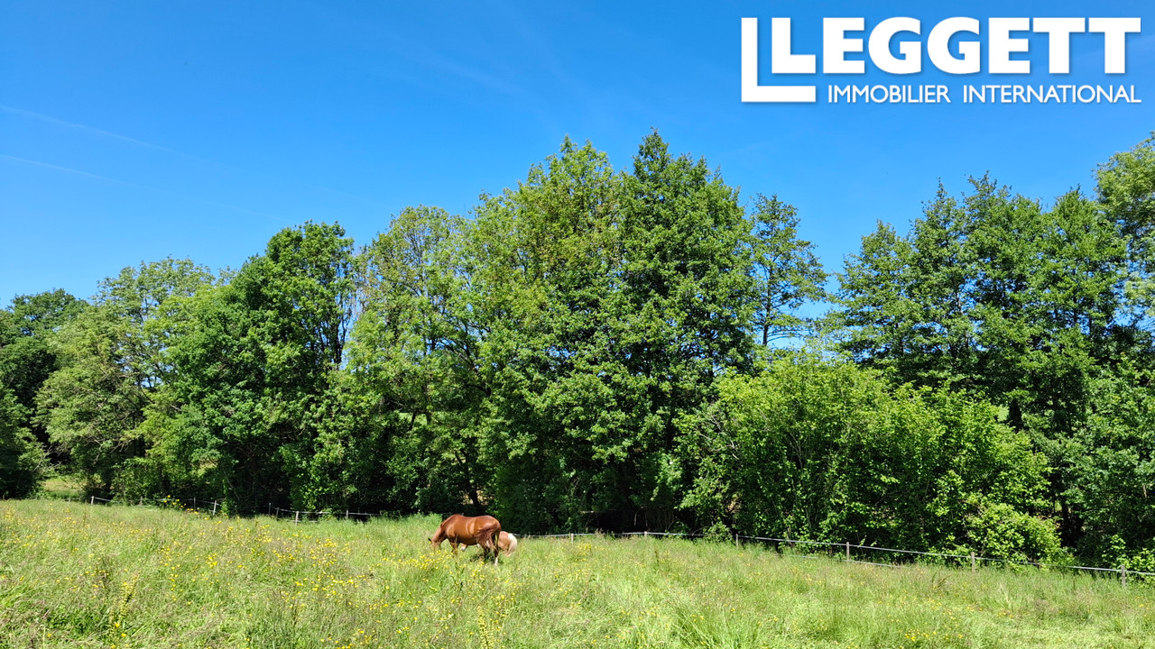 Photo 2 — LEGGETT IMMOBILIER