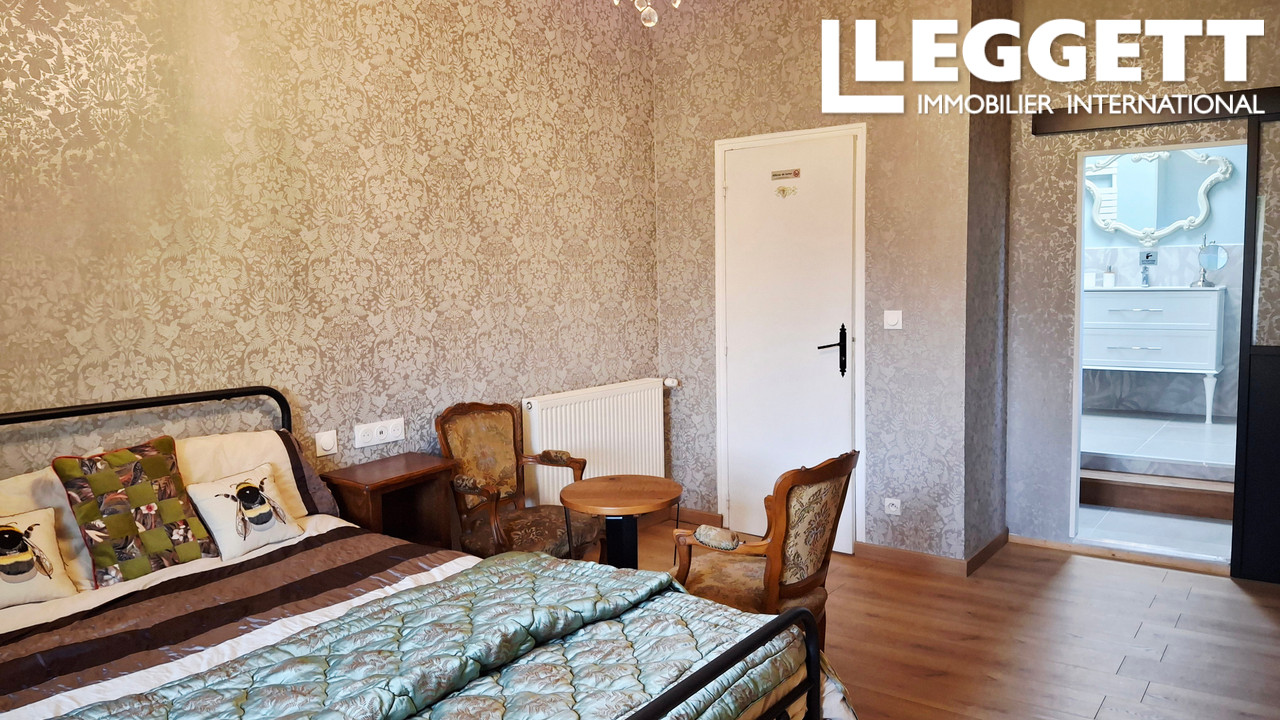 Photo 7 — LEGGETT IMMOBILIER