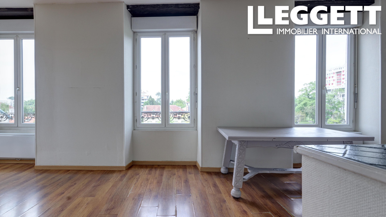 Photo 4 — LEGGETT IMMOBILIER