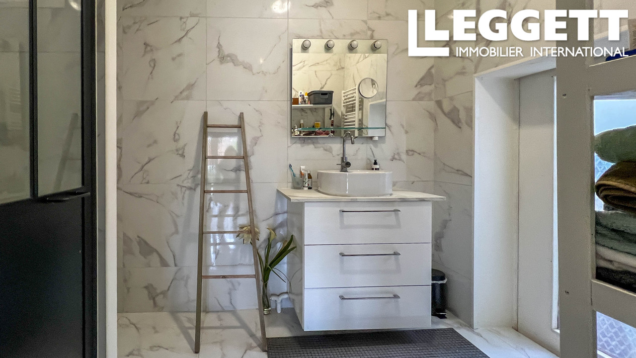 Photo 7 — LEGGETT IMMOBILIER