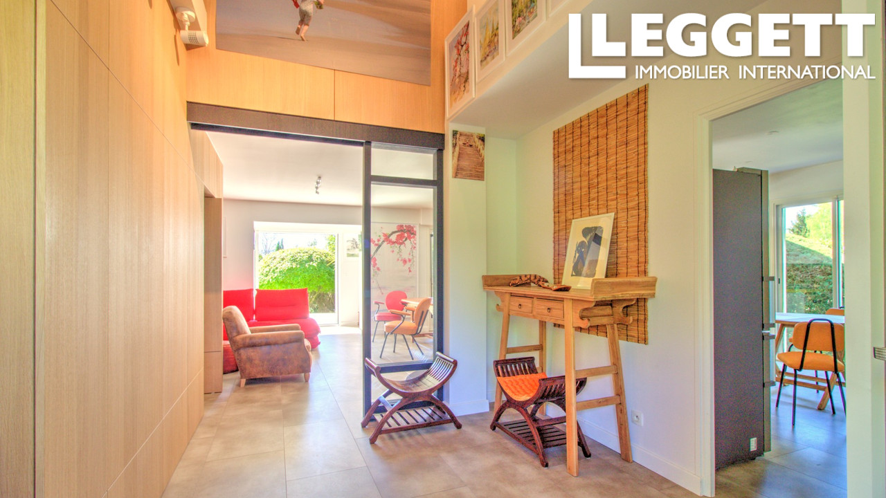 Photo 2 — LEGGETT IMMOBILIER