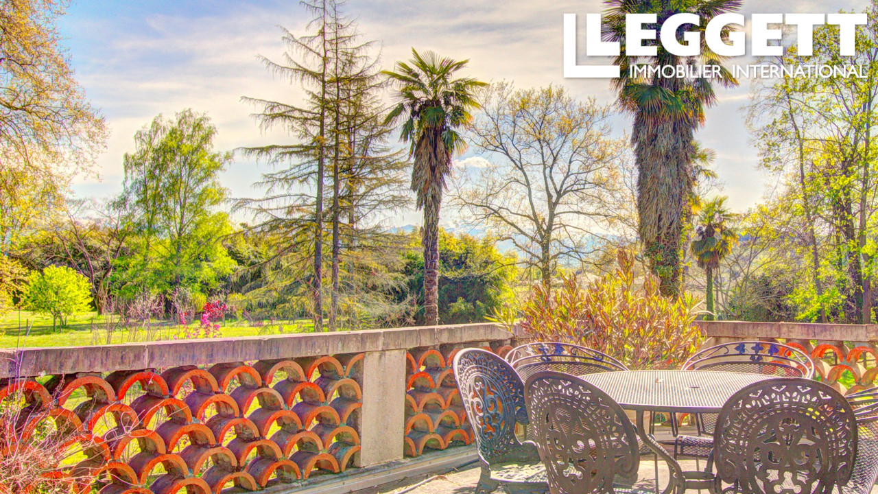 Photo 2 — LEGGETT IMMOBILIER