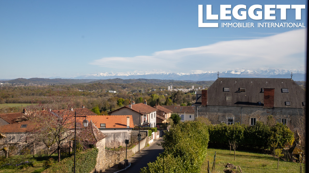 Photo 2 — LEGGETT IMMOBILIER