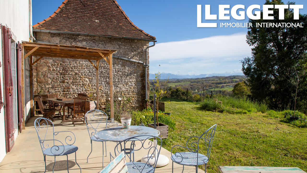 Photo 3 — LEGGETT IMMOBILIER