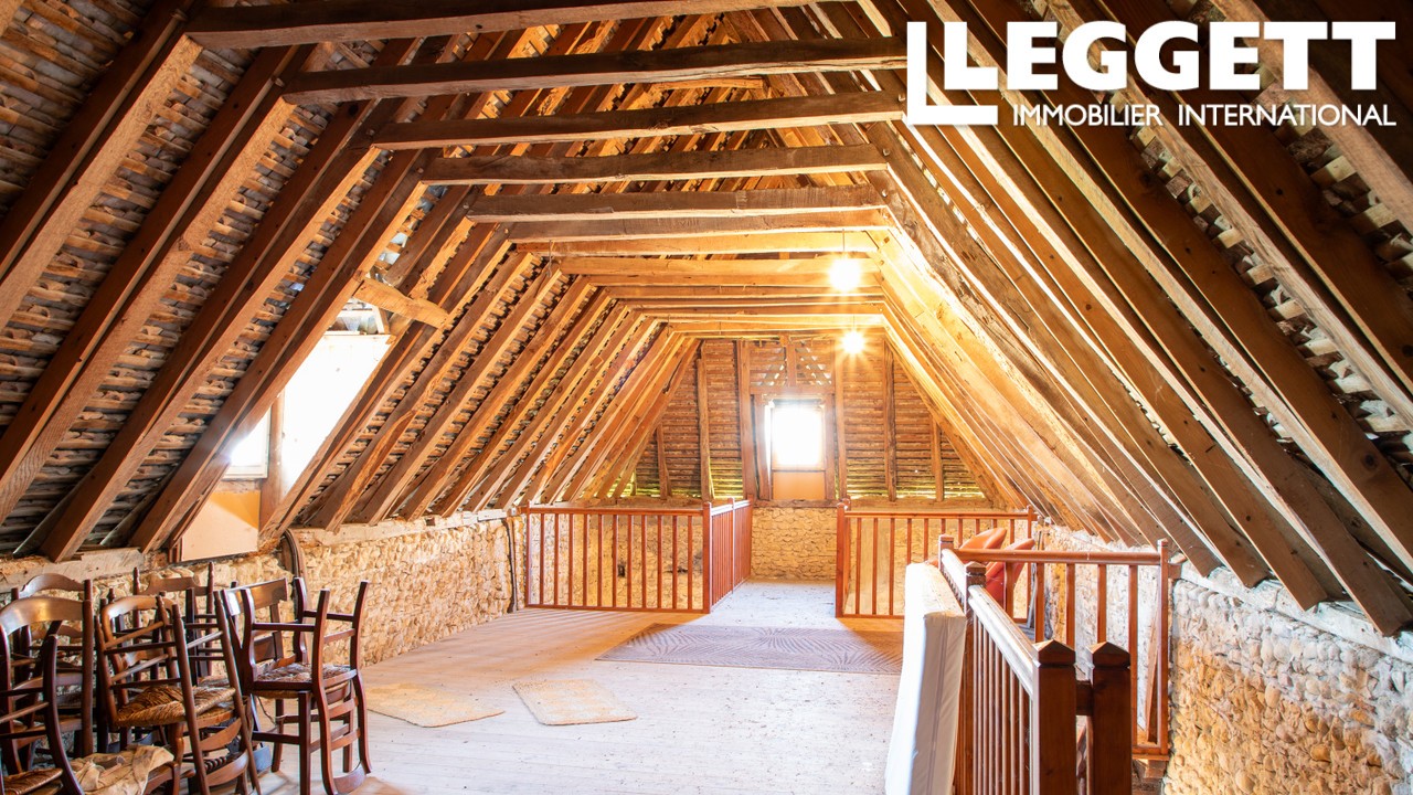 Photo 9 — LEGGETT IMMOBILIER