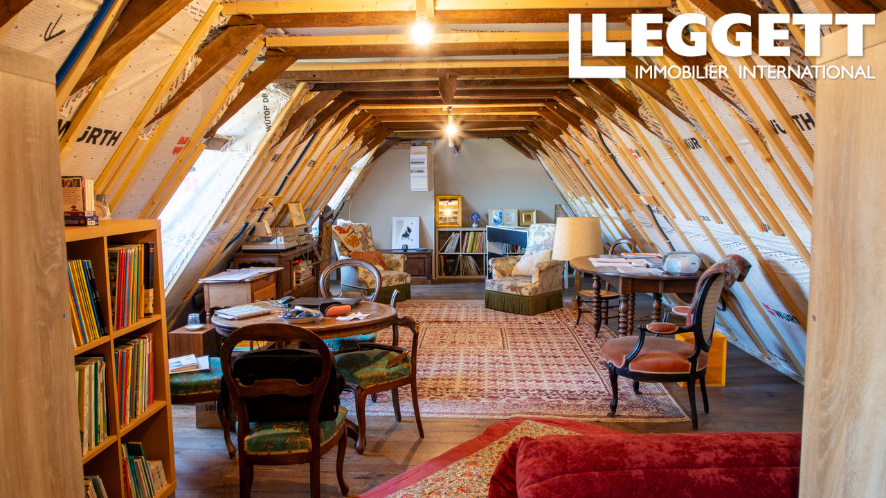 Photo 10 — LEGGETT IMMOBILIER