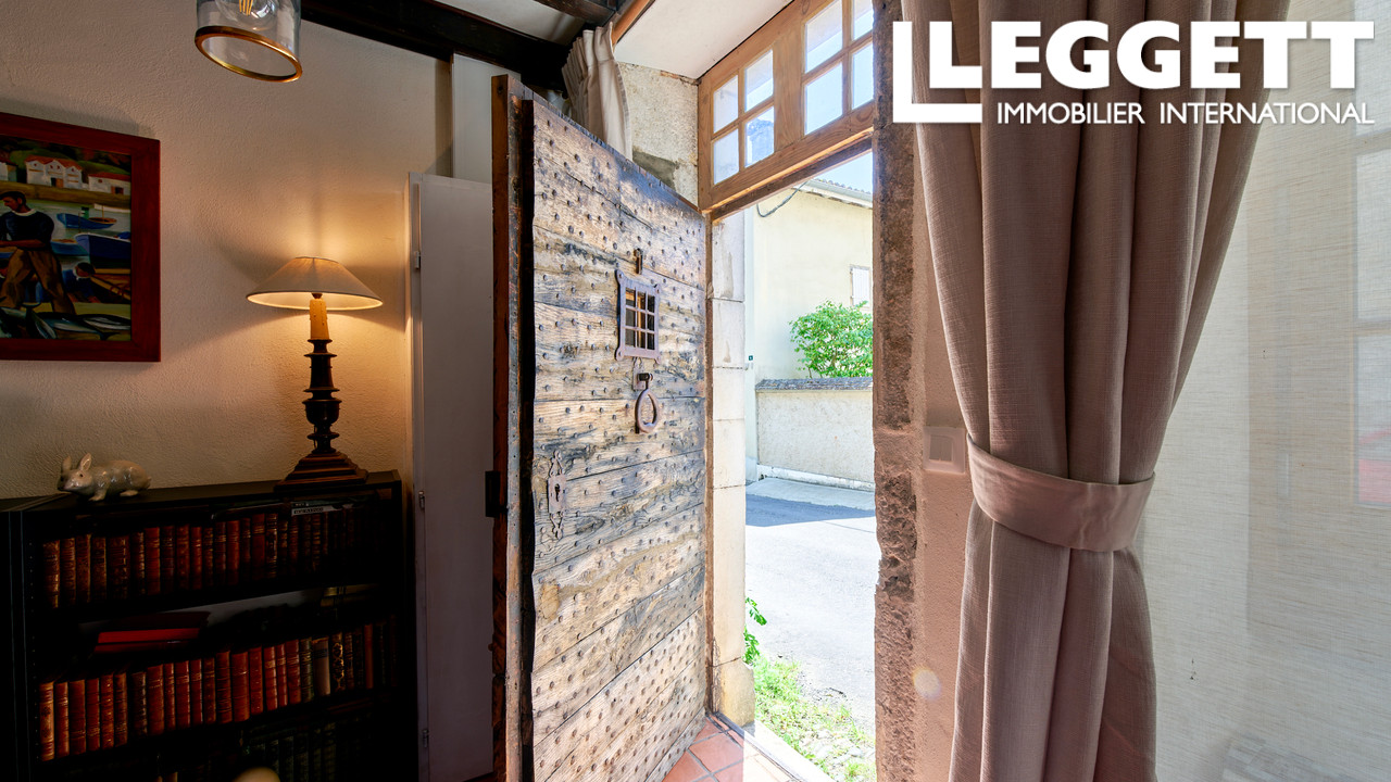 Photo 6 — LEGGETT IMMOBILIER