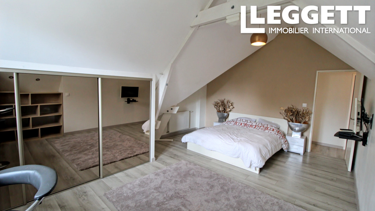 Photo 5 — LEGGETT IMMOBILIER