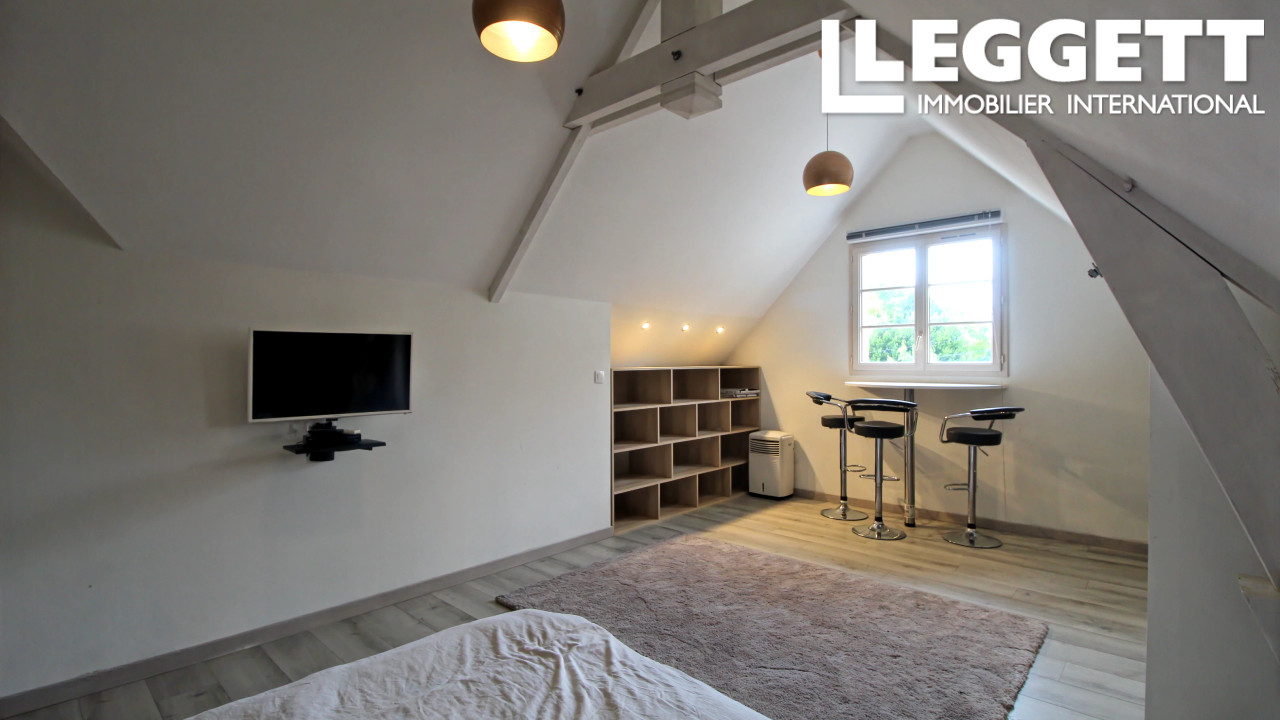 Photo 6 — LEGGETT IMMOBILIER