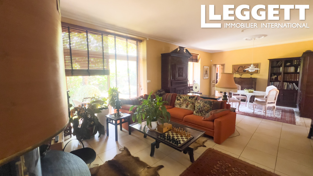 Photo 4 — LEGGETT IMMOBILIER