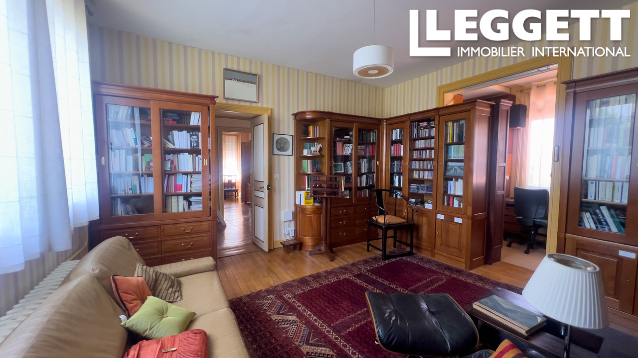 Photo 7 — LEGGETT IMMOBILIER