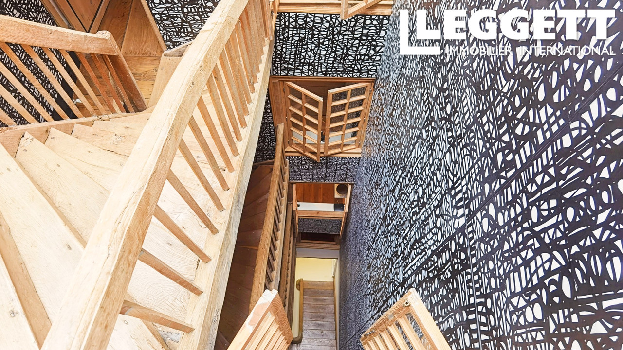 Photo 9 — LEGGETT IMMOBILIER