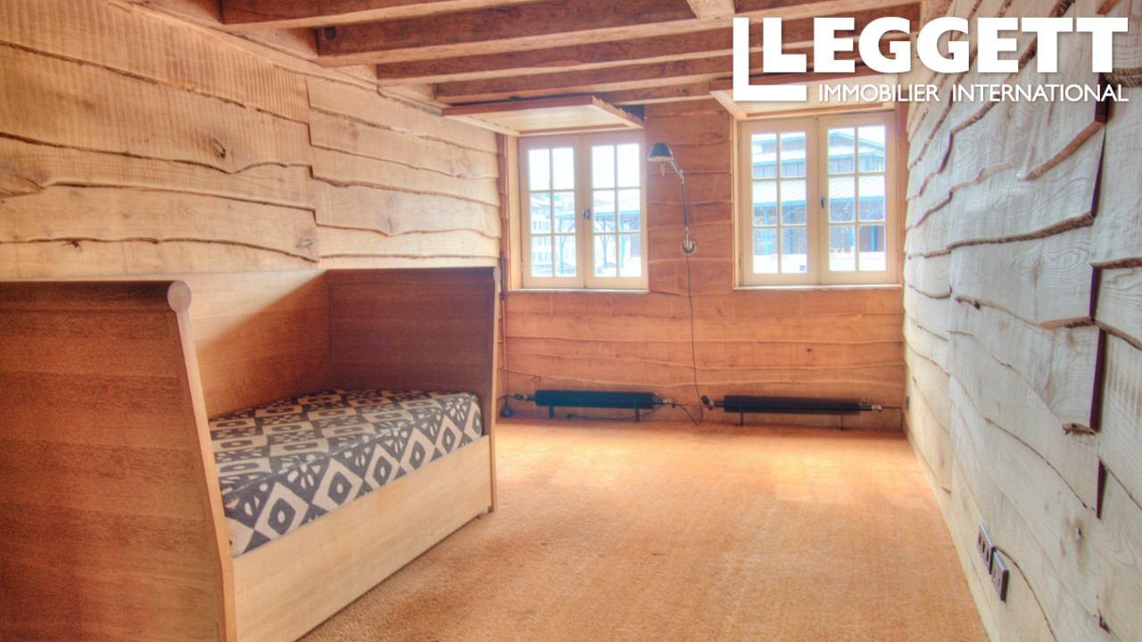 Photo 3 — LEGGETT IMMOBILIER
